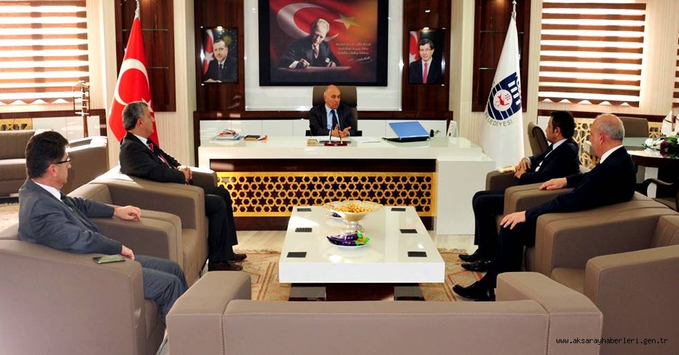 BASIN, TOPLUMDA “AKUPUNKTUR ETKİSİ” YAPIYOR