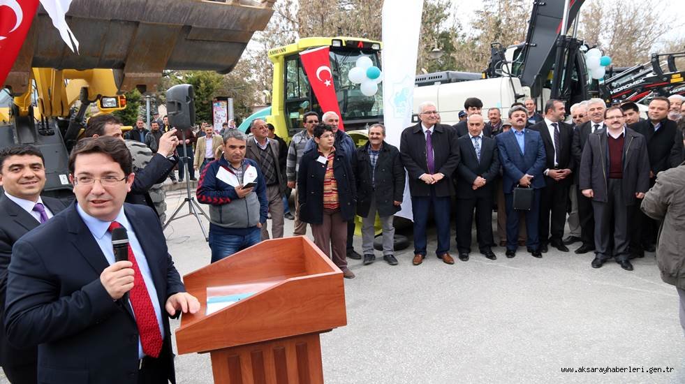 BAŞKAN YAZGI, 7 ADET HİZMET ARACINI DÜZENLENEN TÖRENLE HALKA TANITTI