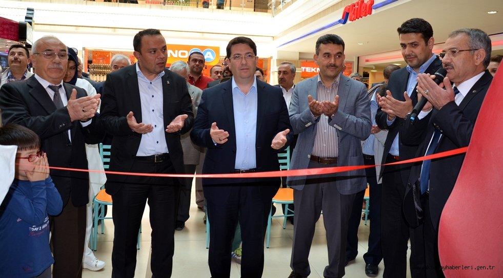 EFOR’DA RESİM SERGİSİ AÇILDI