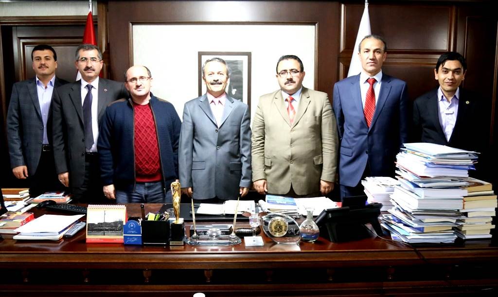 EĞİTİM-BİR-SEN YÖNETİMİ REKTÖR ACAR’I ZİYARET ETTİ
