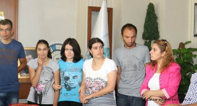 ENGELLİ GENÇLERDEN BAŞKAN YAZGI’YA ZİYARET