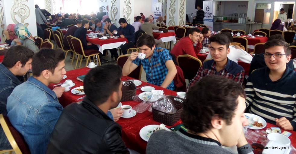 ENSAR VAKFINDAN İHL ÖĞRENCİLERİNE YGS ÖNCESİ MORAL KAHVALTISI