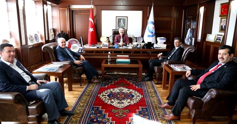 ESKİL HEYETİ REKTÖR ACAR’LA GÖRÜŞTÜ