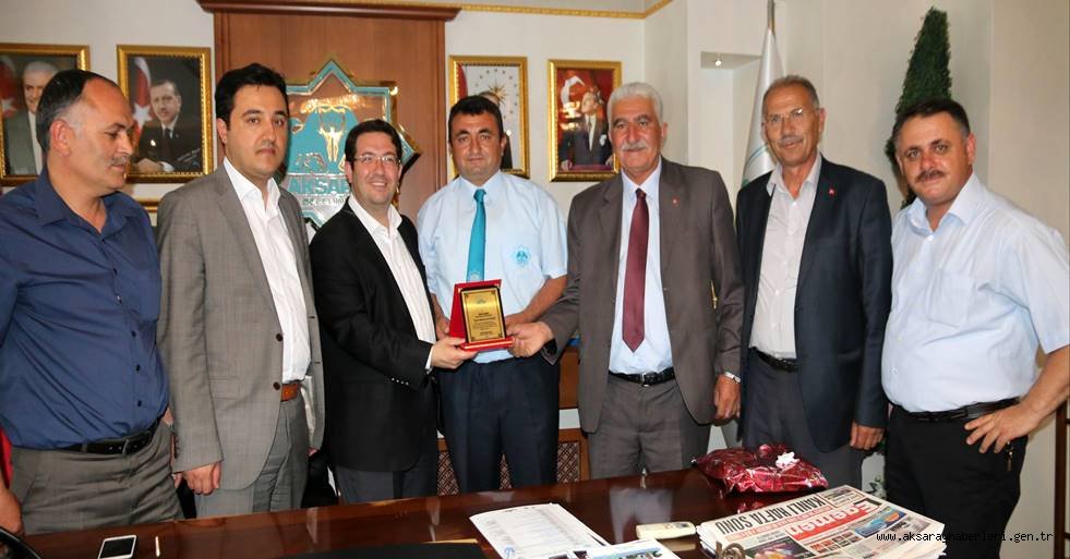 HAYAT KURTARAN OTOBÜS ŞOFÖRÜNE TEŞEKKÜR PLAKETİ