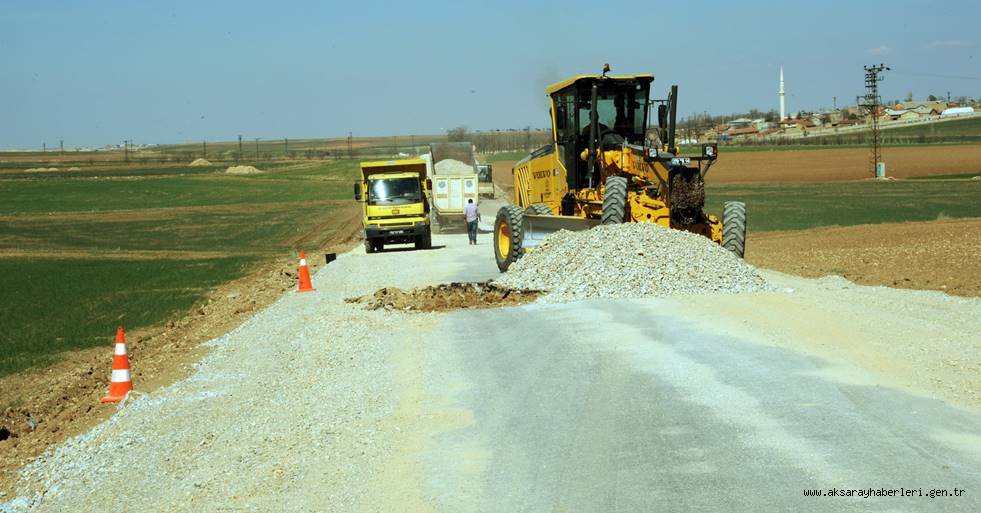 KONYA'DA MAHALLE YOLLARI YENİLENİYOR