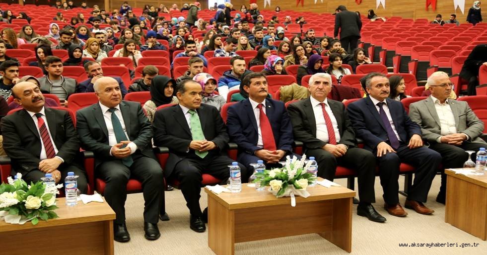 OKUMA GRUBU ASÜ’DE MEHMET AKİF’İ ANLATTI
