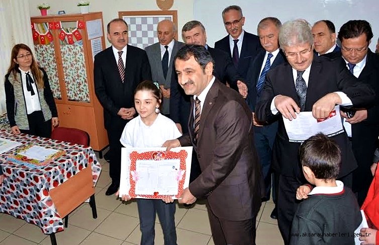 PASLI: “SEVGİNİZİ GEÇİCİ DEĞİŞKENLERE BAĞLAMAYIN”