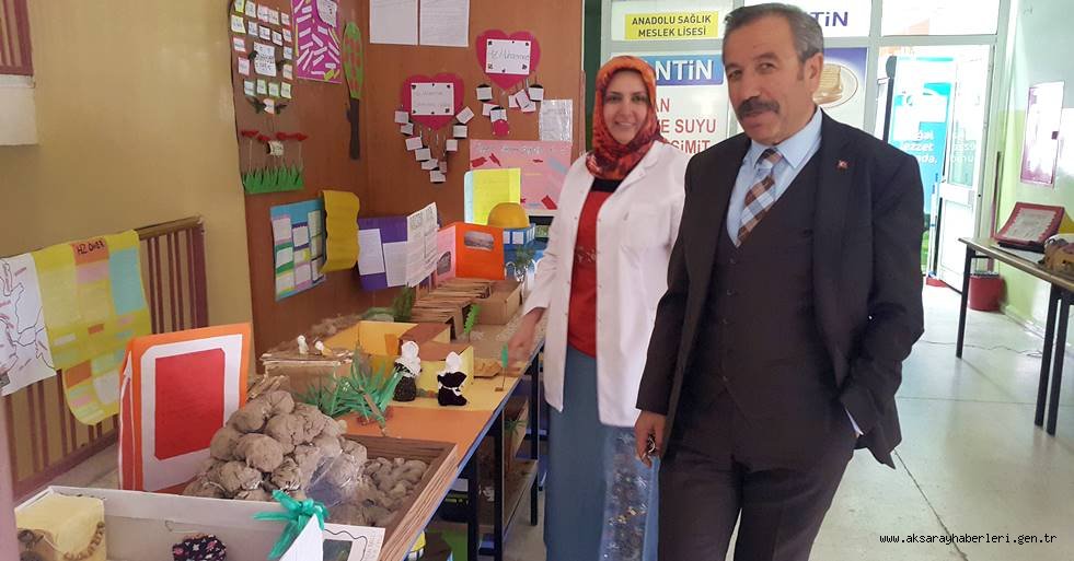 SAĞLIK  ÖĞRENCİLERİ, PROJELERİ İLE PEYGAMBER EFENDİMİZ'İ ANLATTI