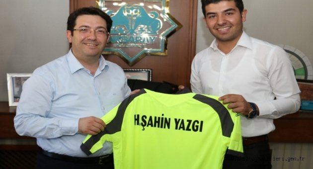 ULUSAL HAKEMLİĞE YÜKSELEN TEKNİK ADAMDAN BAŞKAN YAZGI’YA FORMA