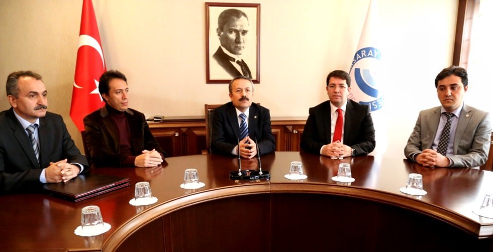 ÜNİVERSİTE VE BELEDİYE SOKAK HAYVANLARI İÇİN İŞBİRLİĞİ YAPTI