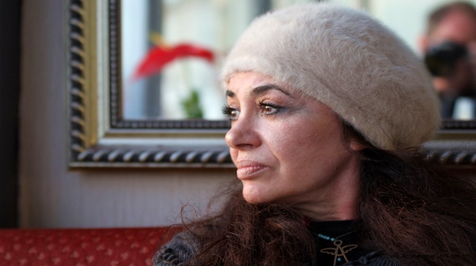 ÜNLÜ DİZİ VE SİNEMA OYUNCUSU ÇORAKÇI AKSARAY’A GELİYOR