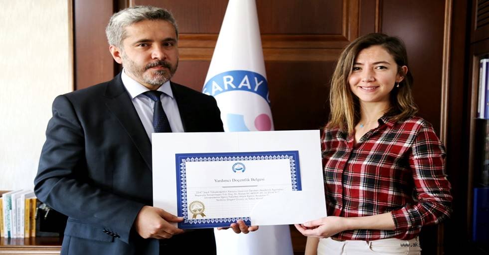 UNVANDA YÜKSELEN AKADEMİSYENLERE BELGELERİ VERİLDİ