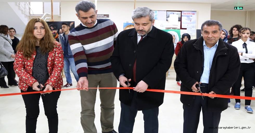 USTA VE ÇIRAKLARI YAĞLIBOYA RESİM SERGİSİ AÇTI