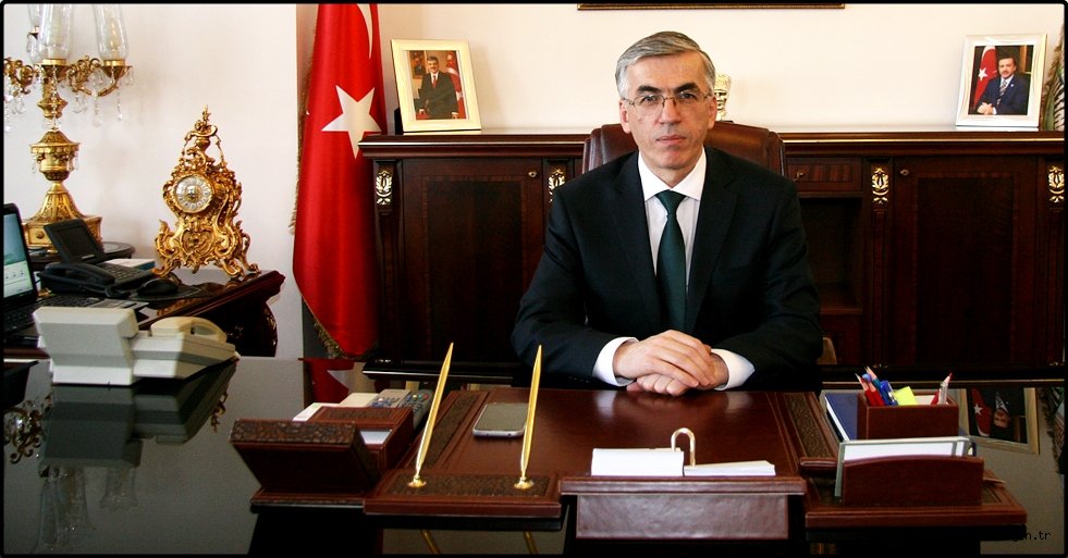 VALİ ATAKLI'DAN “ 10 OCAK ÇALIŞAN GAZETECİLER GÜNÜ “ MESAJI