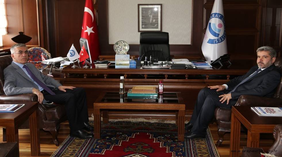 VALİ ATAKLI’DAN REKTÖR ŞAHİN’E TEBRİK ZİYARETİ