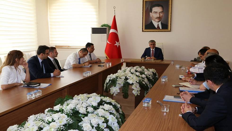 VALİ ATAKLI: ‘HİZMETLERİN VE YATIRIMLARIN TAKİPÇİSİ OLUN’