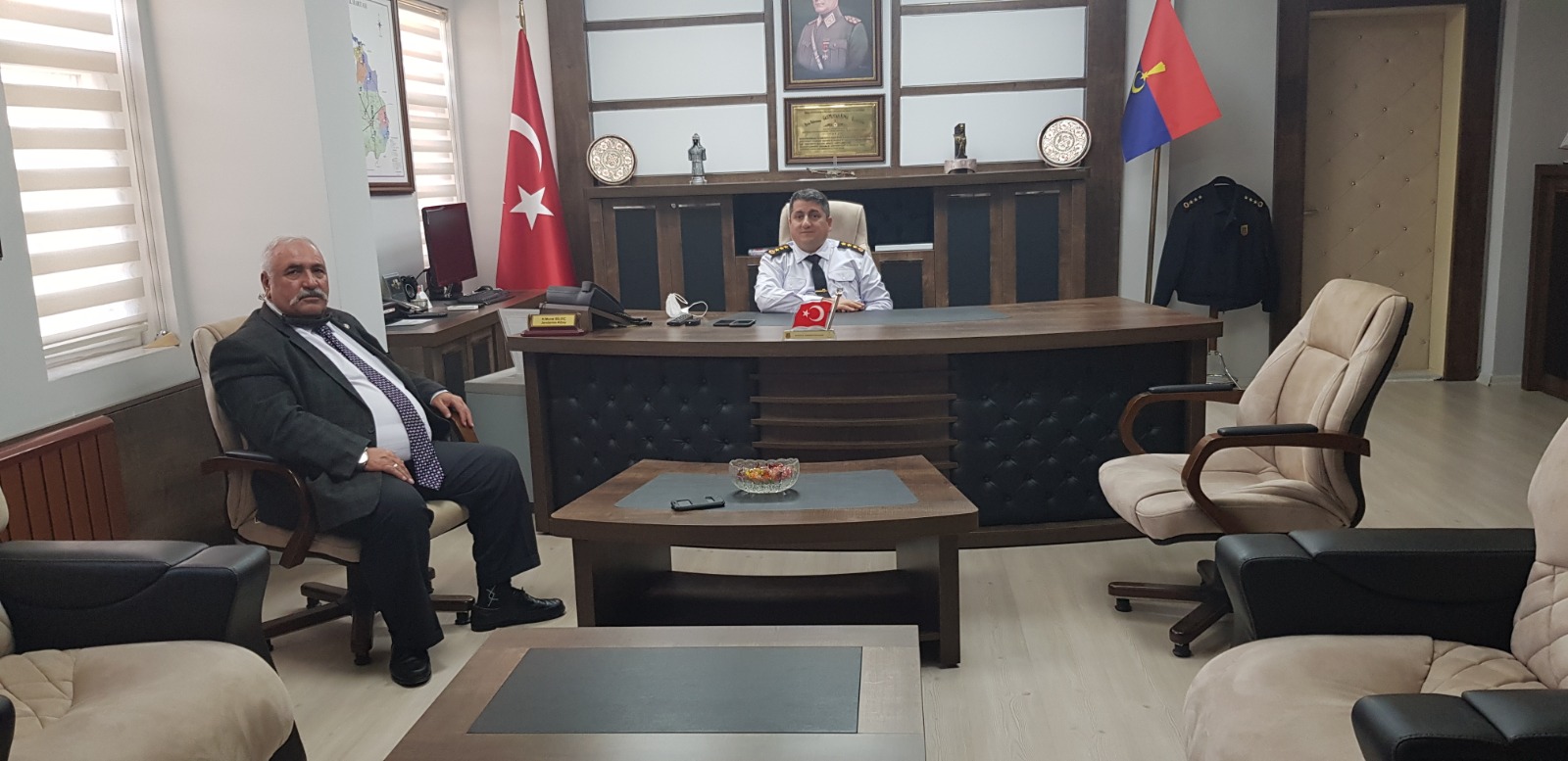 HER AKSARAYLI MERHUM ALBAY BİLGİÇ GİBİ OLSA AKSARAY'IN TANINMA SIKINTISI OLMAZ!!!