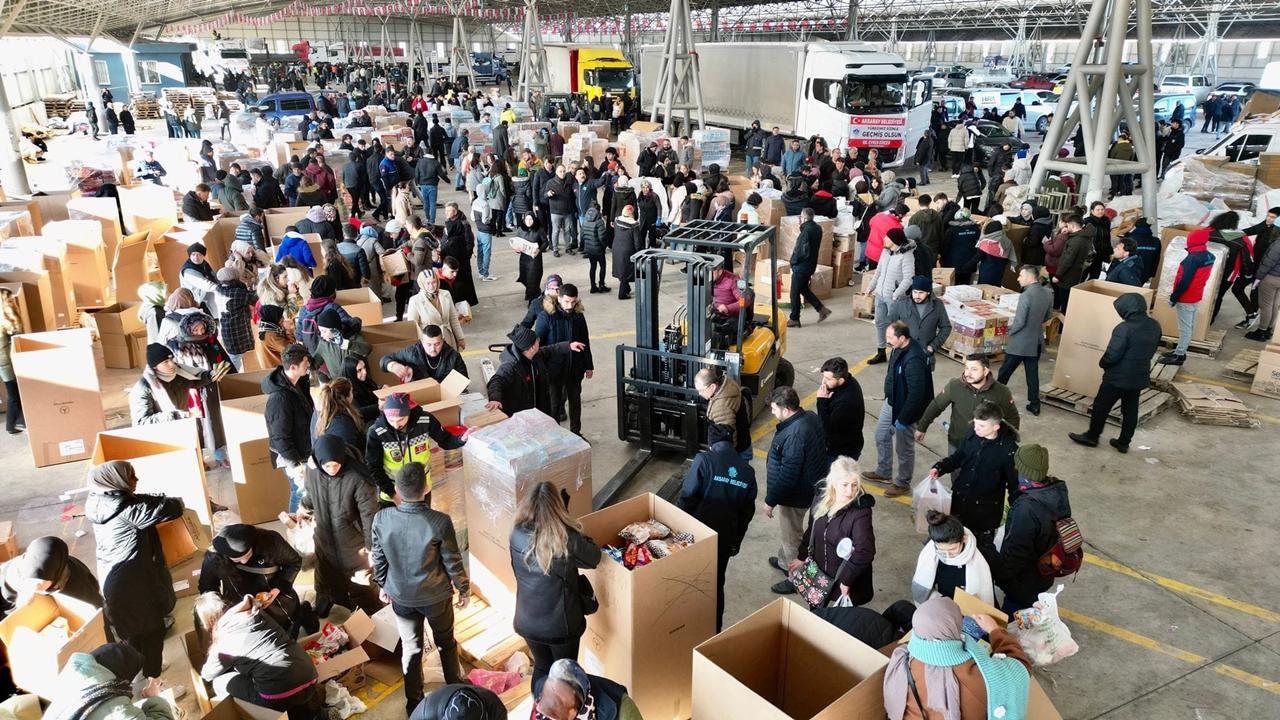 Aksaray Belediyesi ve Stk Platformu Gazze İçin Yardım Kampanyası Başlattı