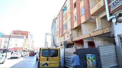Aksaray Eski Sanayi Caddesi’nde Güvensiz Yapılar Kentsel Dönüşümle Yıkılıyor