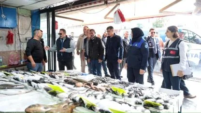 Aksaray'da Zabıta Ekipleri Balık Satış Noktaları Ve Balık Restoranlarını Denetledi