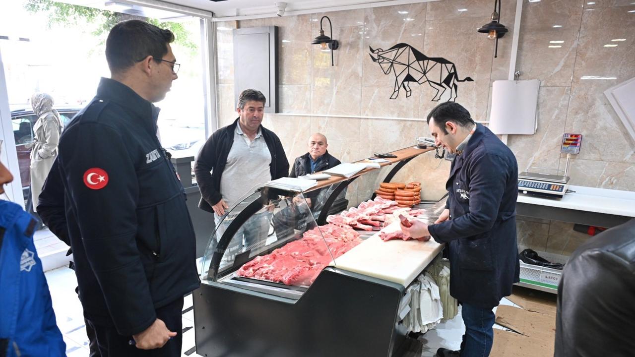 Aksaray’da Zabıtadan Kasaplarda Hijyen Ve Fiyat Denetimi