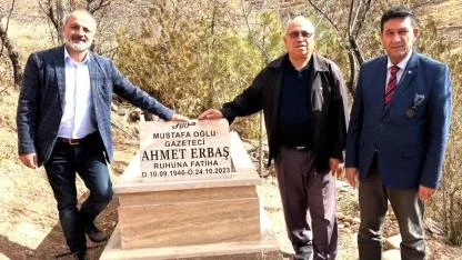 DUAYEN GAZETECİ AHMET ERBAŞ, VEFATININ 2. YILINDA DUALARLA ANILDI