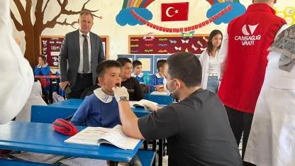 Sultanhanı ilçesindeki Köy okullarında ağız ve diş taraması gerçekleştirildi