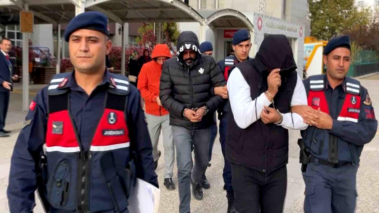 Aksaray'da yakalanan 3 Tefeci Tutuklandı