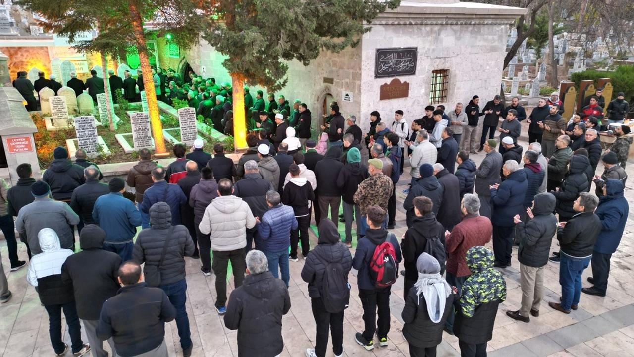 Şeyh Hamid-i Veli - Somuncu Baba 613. Vuslat Yıldönümü 2. Anma Programı ‘Seyr-i Destur’ etkinliği ile başladı