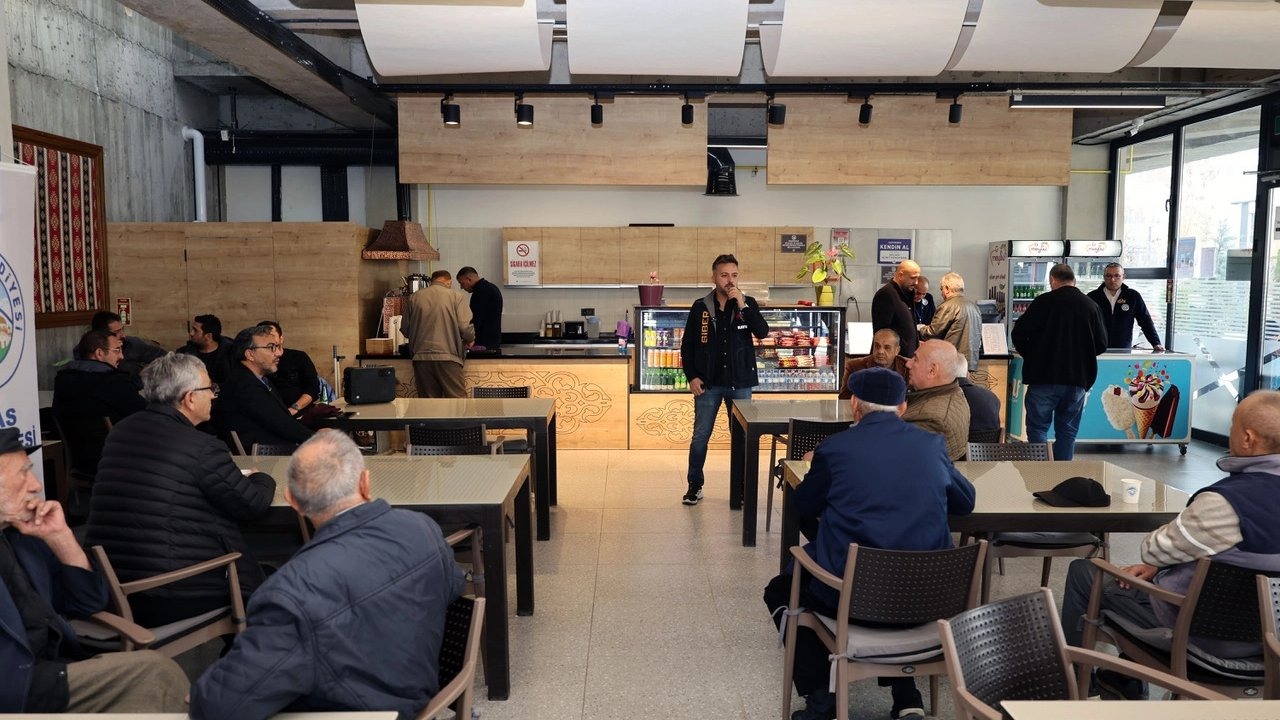 60 Yaş üzeri vatandaşlara &#039;güvenli telefon&#039; eğitimi