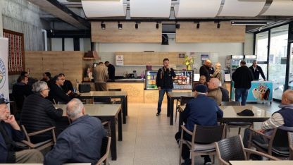 60 Yaş üzeri vatandaşlara 'güvenli telefon' eğitimi