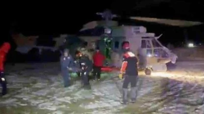 Aksaray Hasan Dağı’nda mahsur kalan iki öğrenci helikopterle kurtarıldı