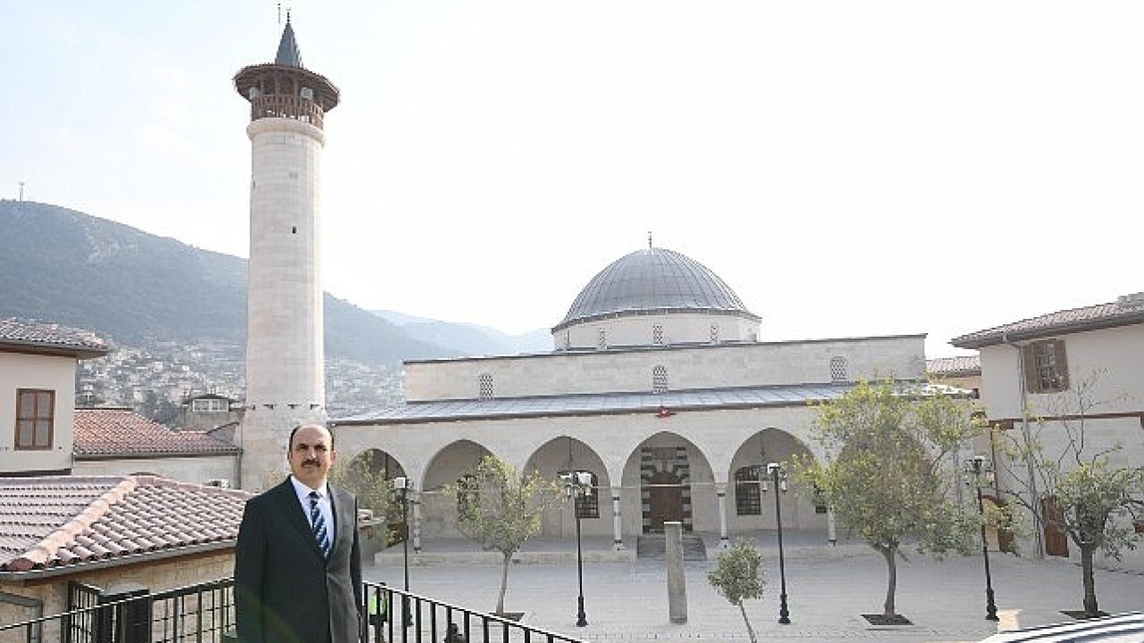 Başkan Altay: “Tarihin Tozlu Sayfalarını Kim Açarsa Konya'nın Hatay'da Yaptıklarını ve Habib-İ Neccar Camii'nin Restorasyonunu Görecek"