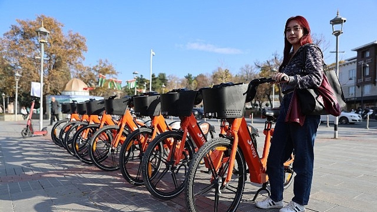 Bisiklet Şehri Konya&#039;da Paylaşımlı Elektrikli Bisiklet Dönemi Başladı