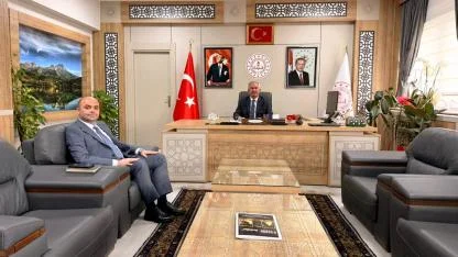 Göreve yeni atanan Eskil İlçe Millî Eğitim Müdürü Bozgöz’den İl Müdürü Alpaslan’a Ziyaret