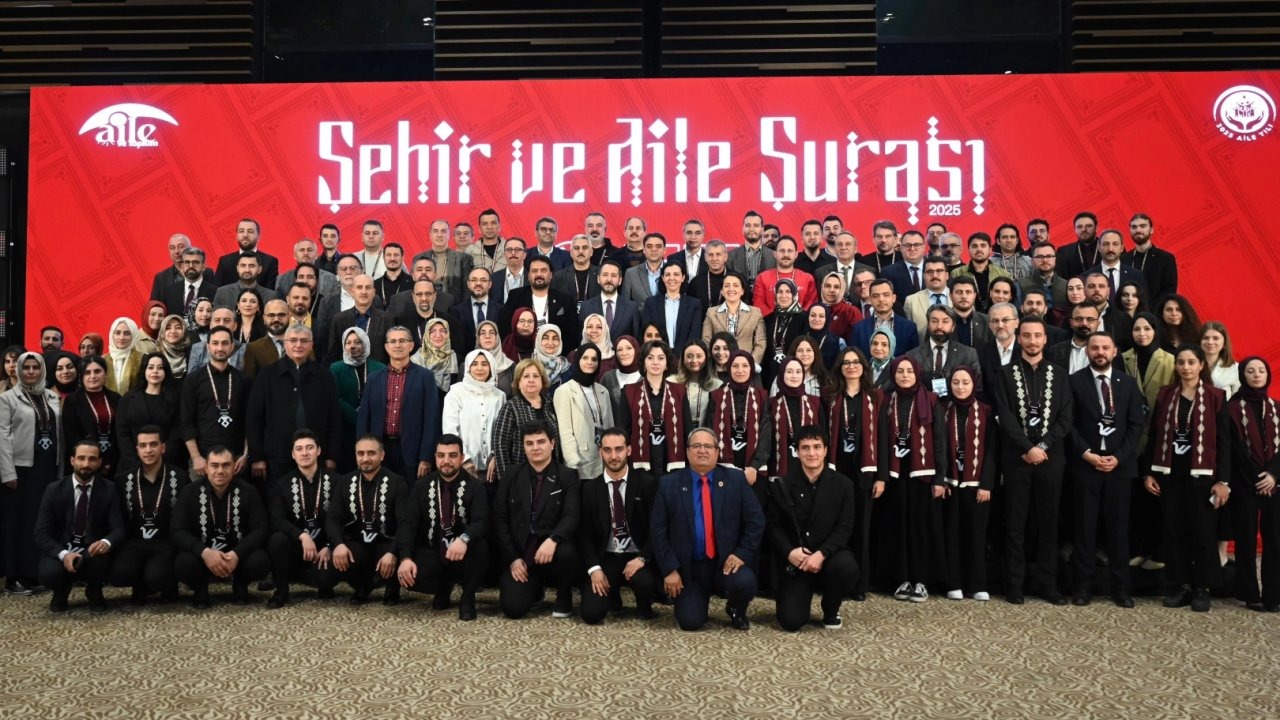 Konya&#039;da &#039;Şehir ve Aile Şûrası&#039; tamamlandı