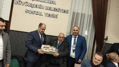 ŞANLIURFA B.Ş.B. BAŞKANI VE GAZETİCİNİN MAKAMINI SULTANHANI MAKETİ SÜSLEYECEK