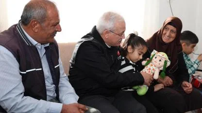 Vali Kumbuzoğlu;  “Şehitlerin emaneti başımızın tacıdır”