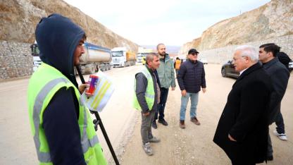 Vali Mehmet Ali Kumbuzoğlu: “Aksaray-Ortaköy yolumuz başta Ortaköy  OSB olmak üzere Aksaray Sanayisi ve Turizmi açısından da çok önemli”