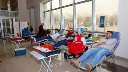 Konya Selçuklu'da kan bağışı kampanyasına destek