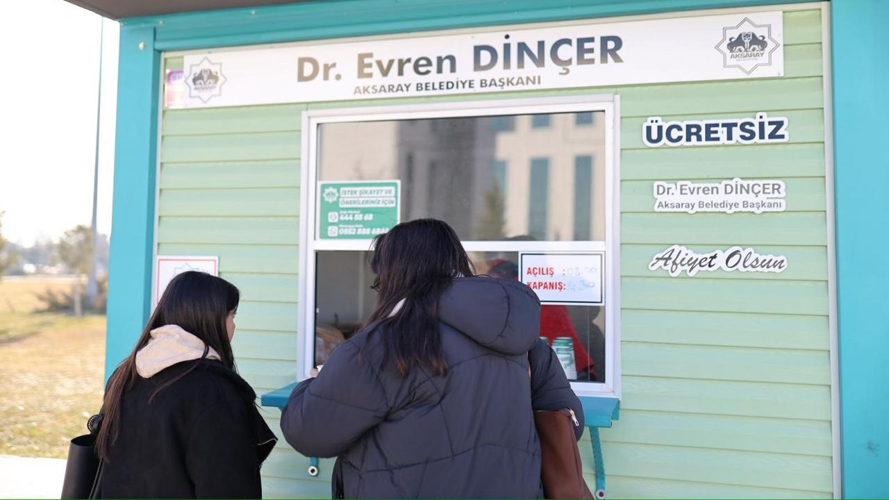 Aksaray Belediyesinden Final Haftasında ASÜ Öğrencilerine Kampüs İçinde Sıcak Çorba Desteği