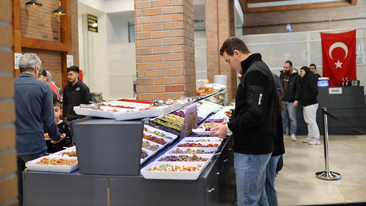 Aksaray'da Kalanlar Kafe ve Sosyal Tesisleri Vatandaşların tercihi oluyor