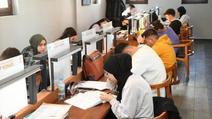 Aksaray'da Yarıyıl Tatilinde Öğrenciler Kitap Konaklarında Buluşuyor