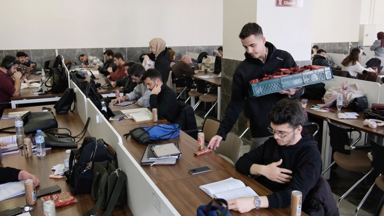 Konya Büyükşehir’den öğrencilere final morali