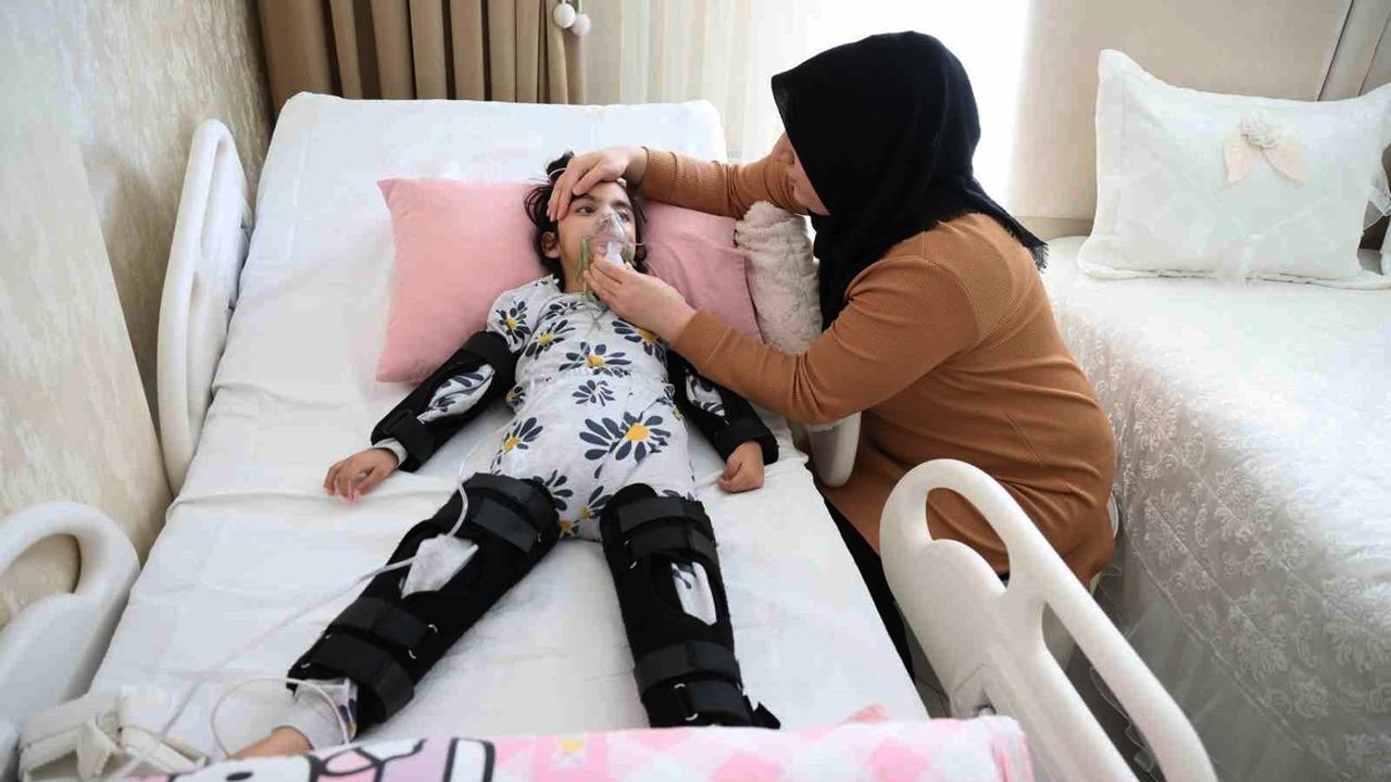 ’Yanlış iğne’ iddiası; Aksaray'da 4 yaşındaki Mihra yaşam mücadelesi veriyor