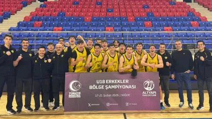 Konya Büyükşehir'in basketbol altyapısındaki gençler gururlandırıyor