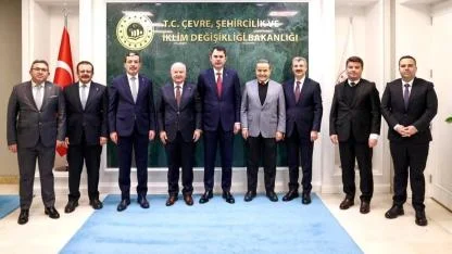 Aksaray Heyetinden Bakan Murat Kurum’a Ziyaret