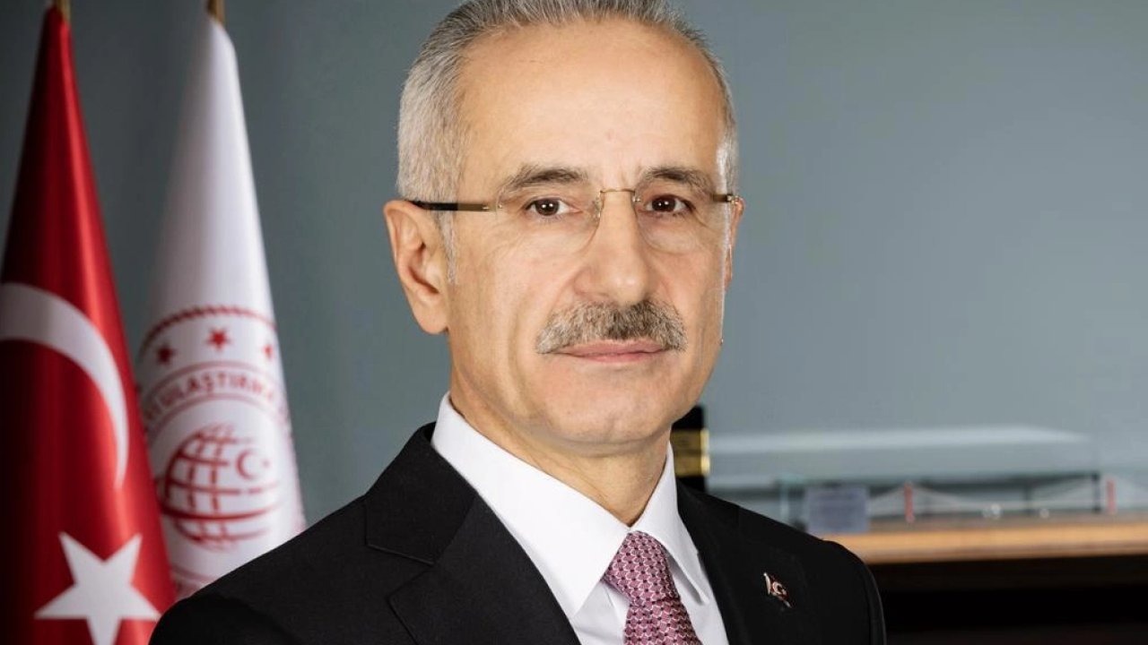 Bakan Uraloğlu açıkladı... PTT'den emeklilere 14 bin TL'ye varan nakit destek