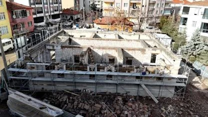 İhtişamlı Kemer Yapılarıyla Yükselen Kültür Konağı Bölgenin Çehresini Değiştiriyor