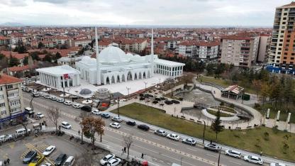 Yapımı Tamamlanan Aksaray Selçuklu Külliyesi Caminde İlk Teravih Namazı Kılınacak